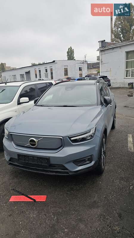 Внедорожник / Кроссовер Volvo XC40 Recharge 2022 в 