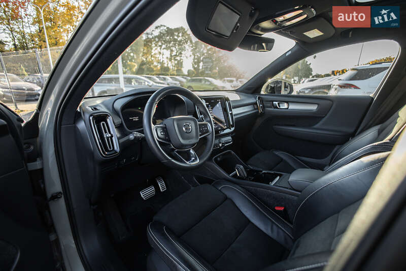 Внедорожник / Кроссовер Volvo XC40 Recharge 2021 в Львове