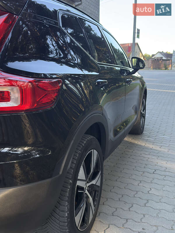 Внедорожник / Кроссовер Volvo XC40 Recharge 2023 в Ровно