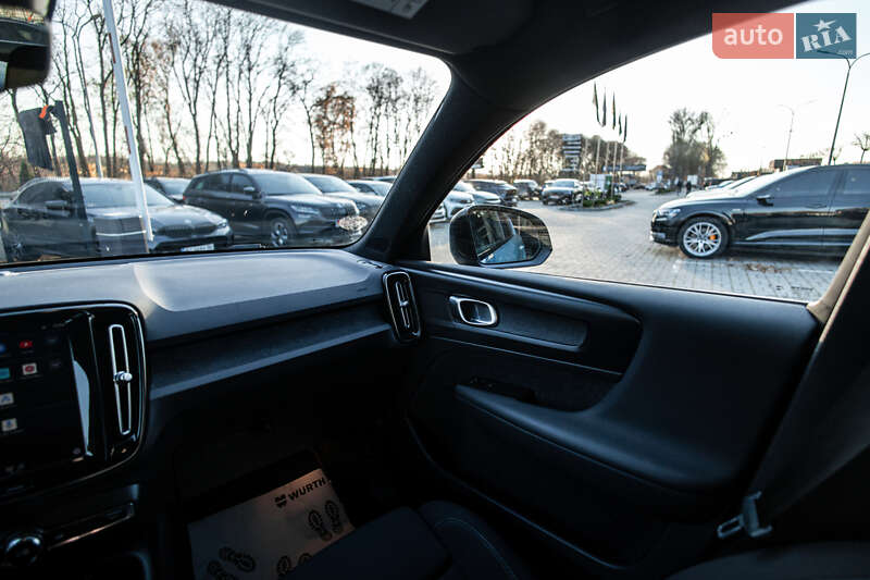 Внедорожник / Кроссовер Volvo XC40 Recharge 2022 в Львове фото 19 Внедорожник / Кроссовер Volvo XC40 Recharge 2022 в Львове