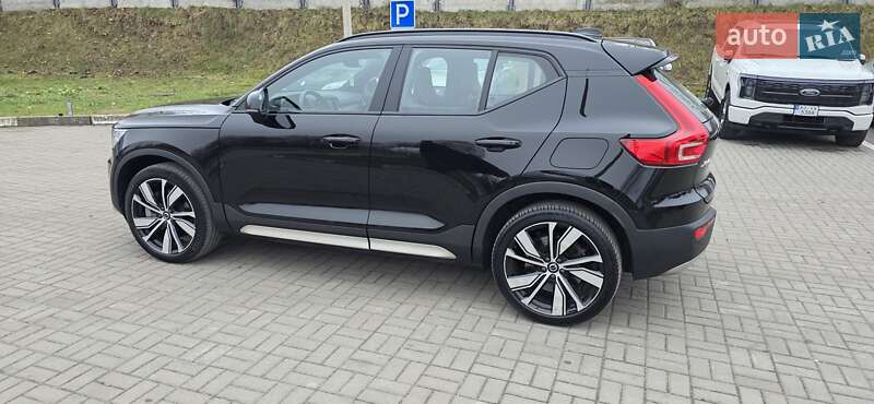 Позашляховик / Кросовер Volvo XC40 Recharge 2021 в Тернополі