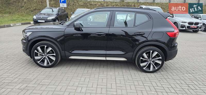 Позашляховик / Кросовер Volvo XC40 Recharge 2021 в Тернополі