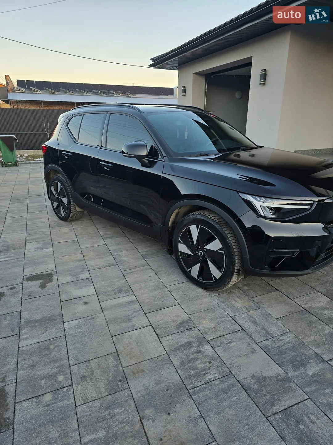 2025 Volvo XC40 - мініатюра 5