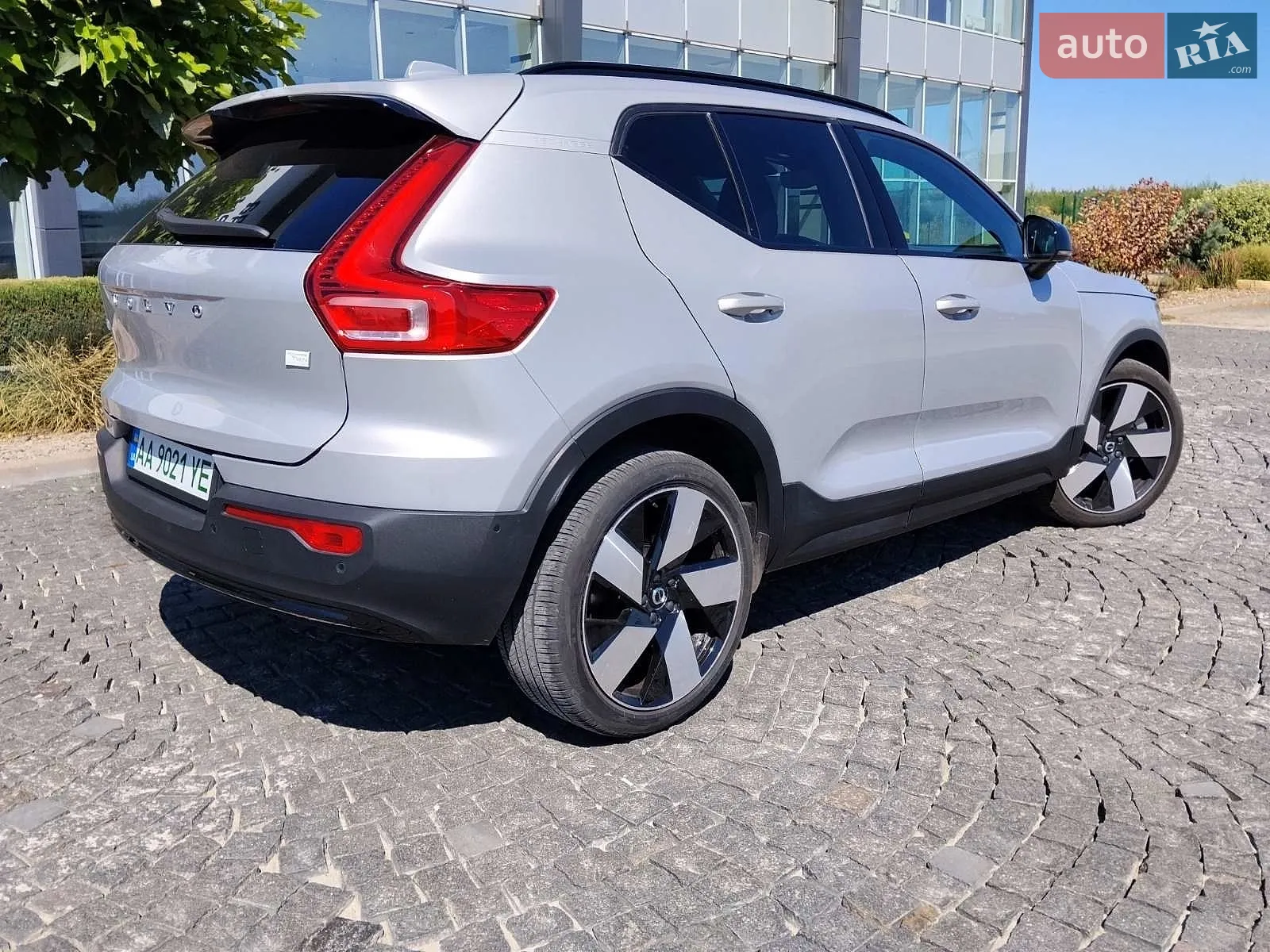2023 Volvo XC40 - мініатюра 9