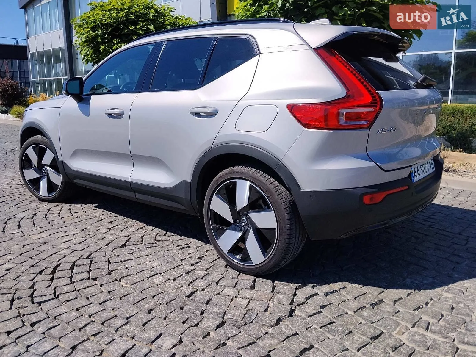 2023 Volvo XC40 - мініатюра 8
