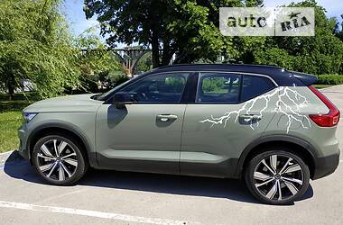 Внедорожник / Кроссовер Volvo XC40 2021 в Кривом Роге