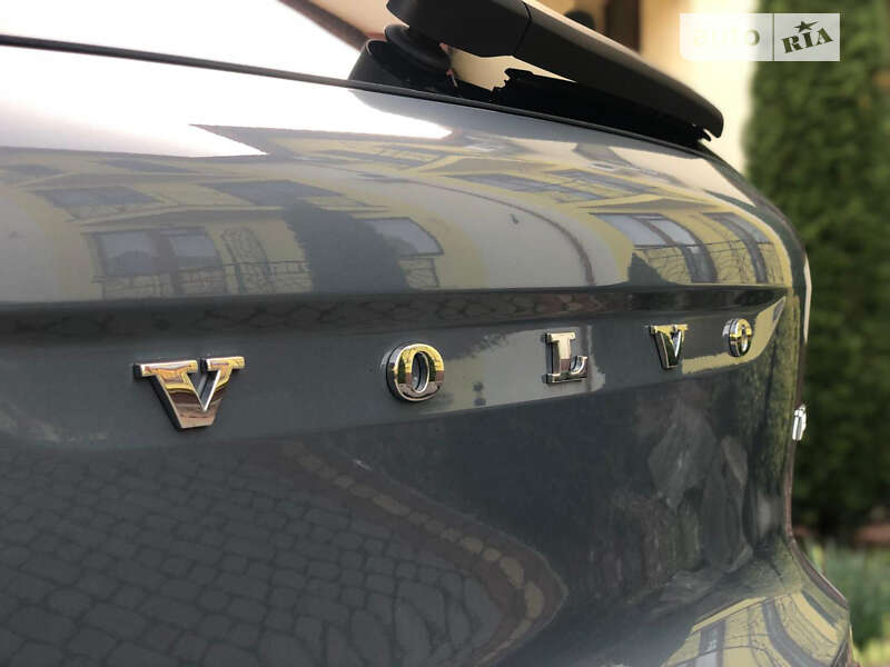 Внедорожник / Кроссовер Volvo XC40 2020 в Трускавце