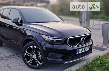 Внедорожник / Кроссовер Volvo XC40 2020 в Львове