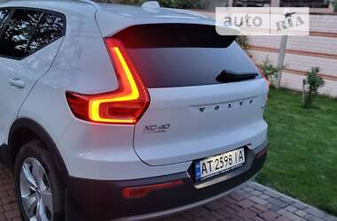 Позашляховик / Кросовер Volvo XC40 2021 в Івано-Франківську