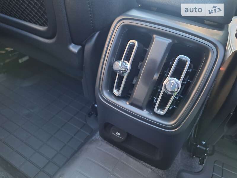 Внедорожник / Кроссовер Volvo XC40 2021 в Полтаве