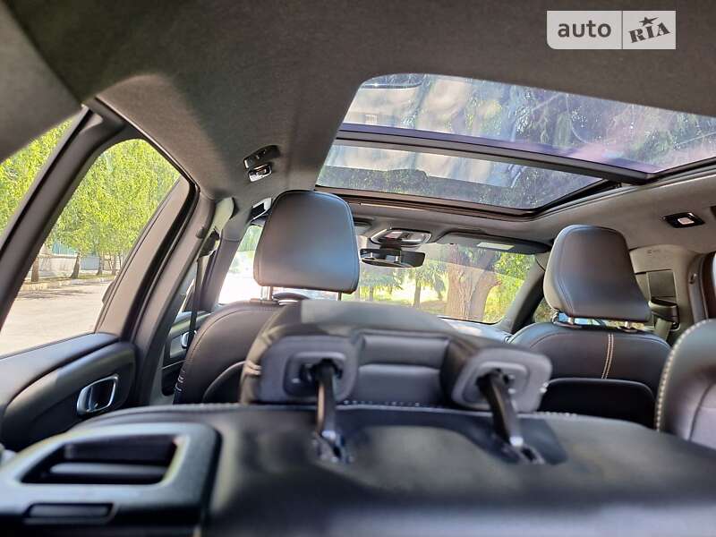 Внедорожник / Кроссовер Volvo XC40 2021 в Полтаве