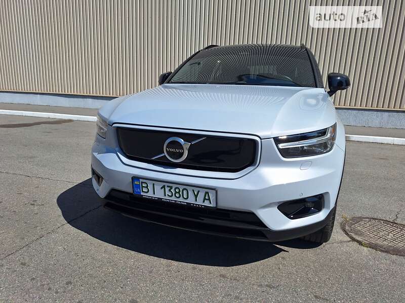 Внедорожник / Кроссовер Volvo XC40 2021 в Полтаве