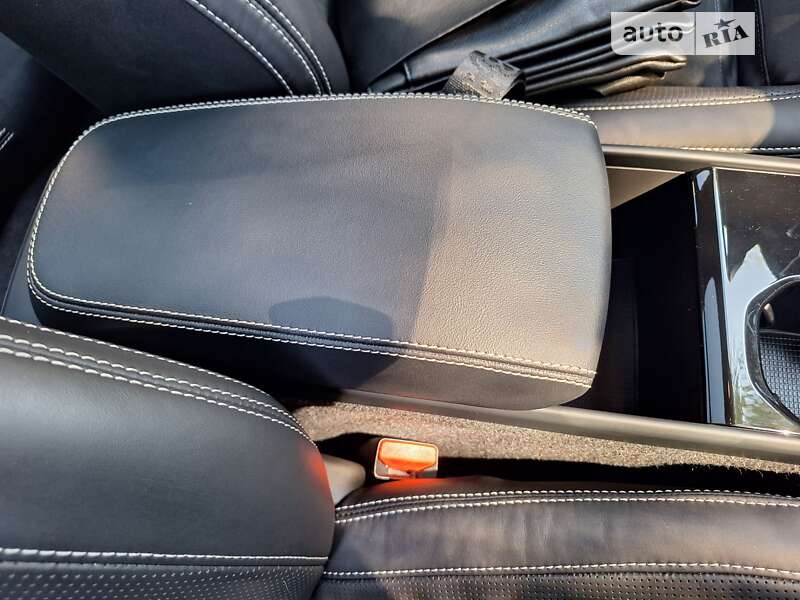 Внедорожник / Кроссовер Volvo XC40 2021 в Полтаве