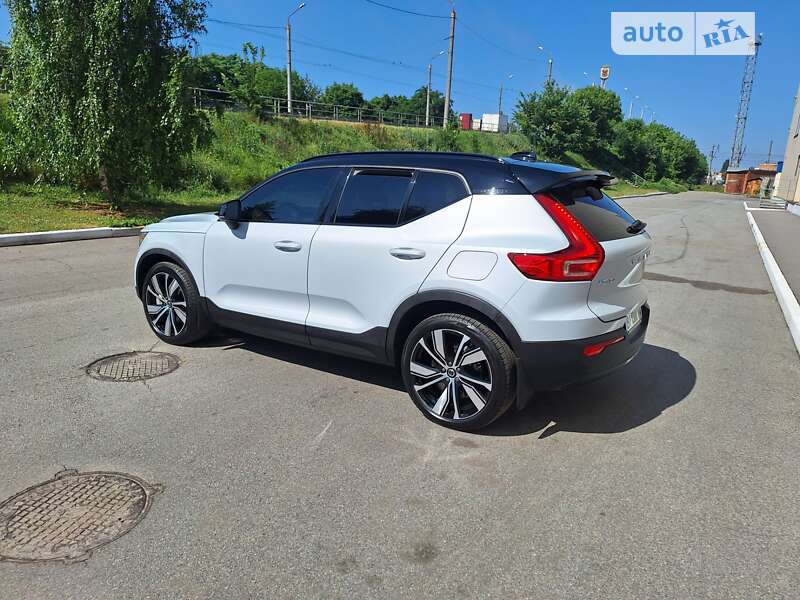 Внедорожник / Кроссовер Volvo XC40 2021 в Полтаве