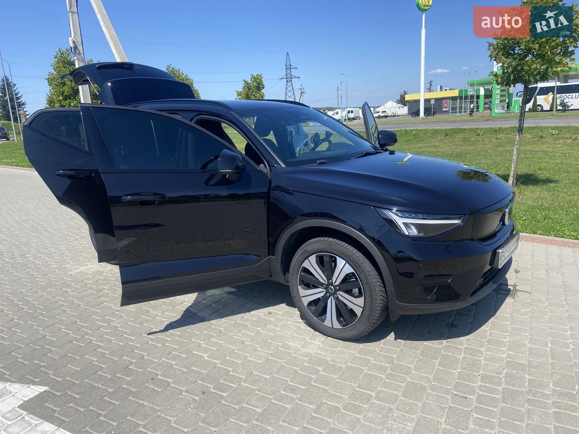 2022 Volvo XC40 - мініатюра 14