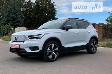 Позашляховик / Кросовер Volvo XC40 2021 в Луцьку