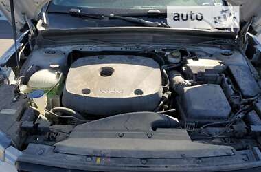Внедорожник / Кроссовер Volvo XC40 2021 в 
