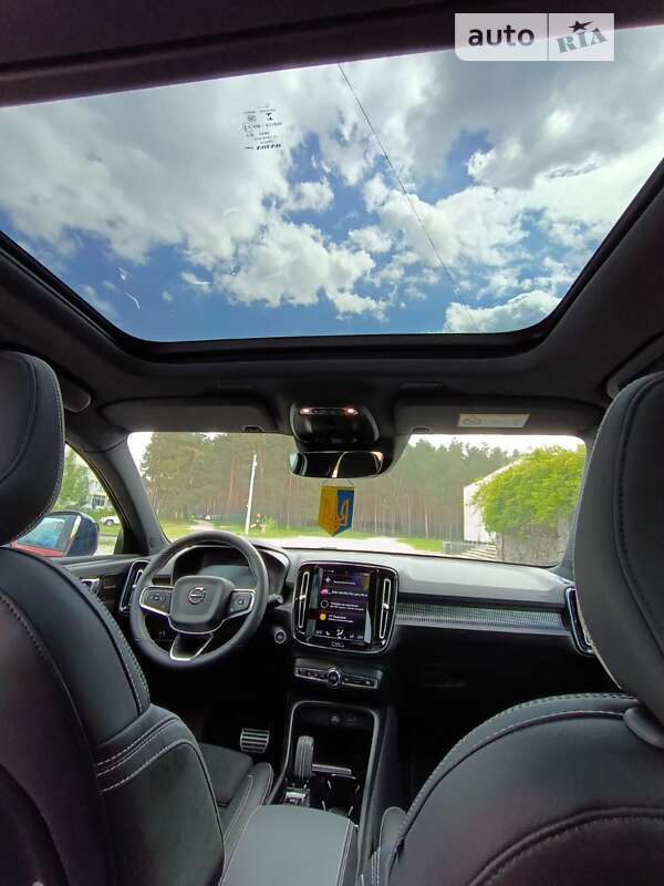 Внедорожник / Кроссовер Volvo XC40 2020 в Славуте