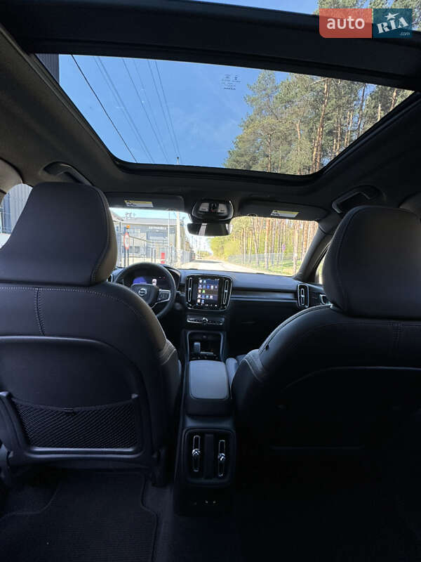 Позашляховик / Кросовер Volvo XC40 2023 в Львові фото 33 Позашляховик / Кросовер Volvo XC40 2023 в Львові