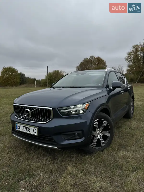 Volvo XC40