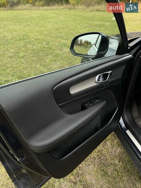 Внедорожник / Кроссовер Volvo XC40 2020 в Полтаве фото 7 Внедорожник / Кроссовер Volvo XC40 2020 в Полтаве