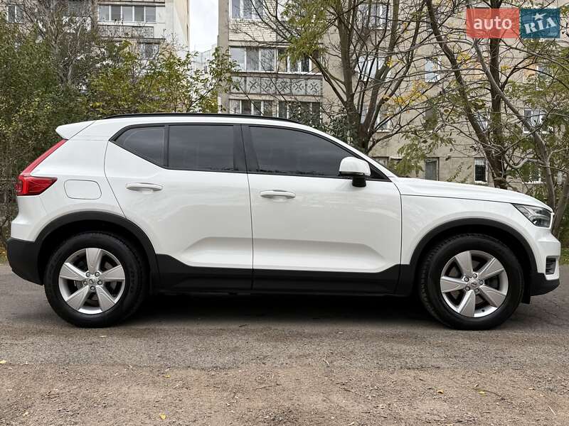 Позашляховик / Кросовер Volvo XC40 2019 в Одесі