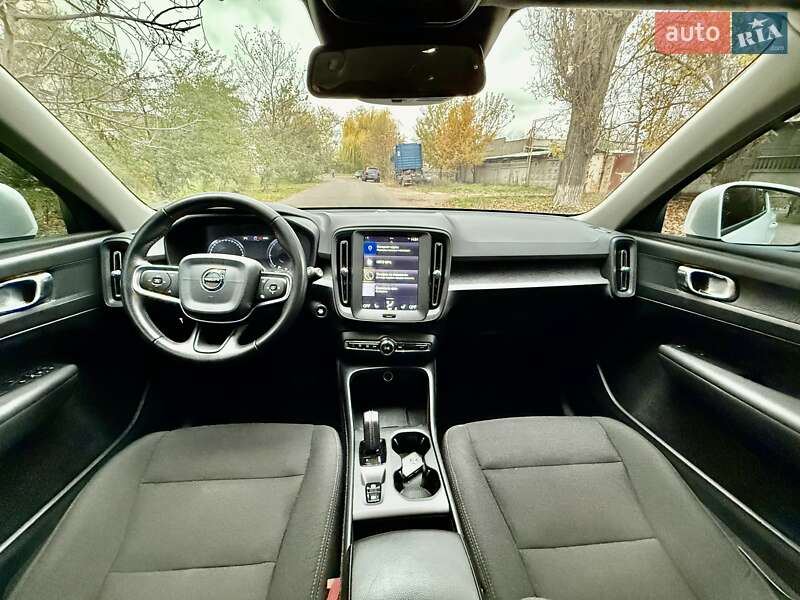Позашляховик / Кросовер Volvo XC40 2019 в Одесі