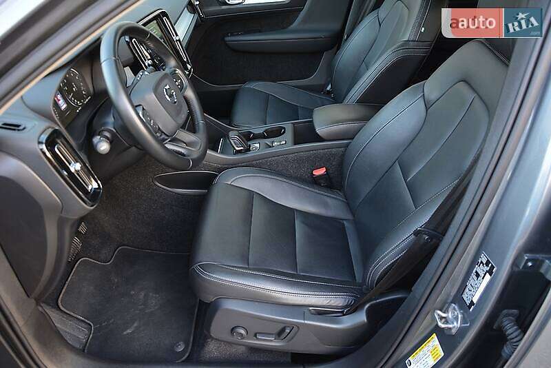 Позашляховик / Кросовер Volvo XC40 2018 в Києві