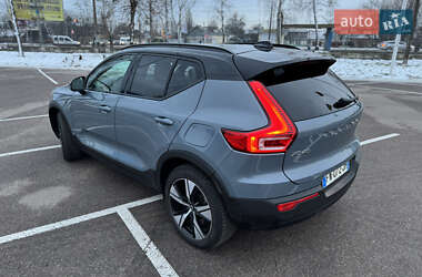 Позашляховик / Кросовер Volvo XC40 2021 в Житомирі