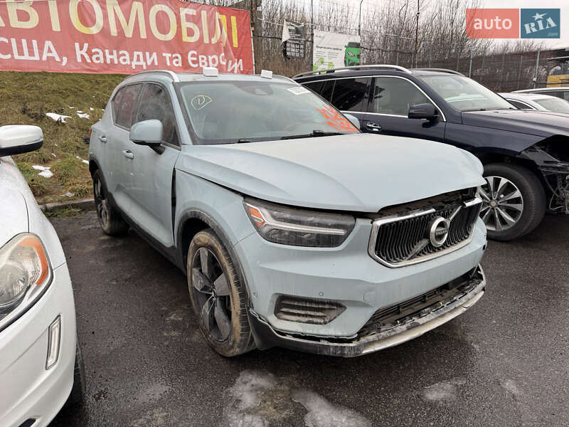 Позашляховик / Кросовер Volvo XC40 2018 в Львові