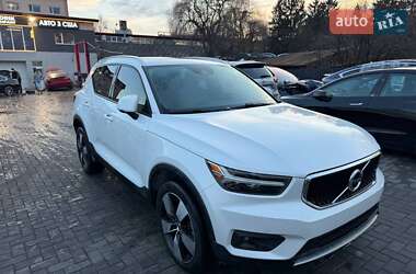 Позашляховик / Кросовер Volvo XC40 2021 в Луцьку