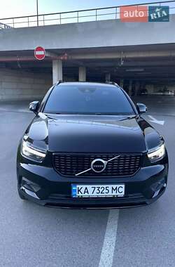 Позашляховик / Кросовер Volvo XC40 2018 в Львові