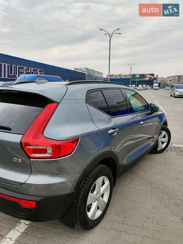 Внедорожник / Кроссовер Volvo XC40 2019 в Ивано-Франковске