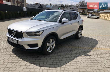 Внедорожник / Кроссовер Volvo XC40 2019 в 