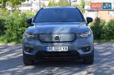 Внедорожник / Кроссовер Volvo XC40 2021 в 