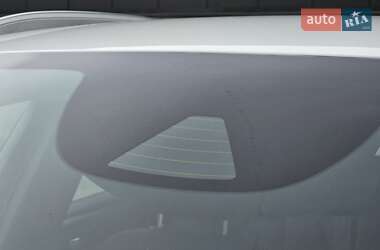 Внедорожник / Кроссовер Volvo XC40 2021 в 