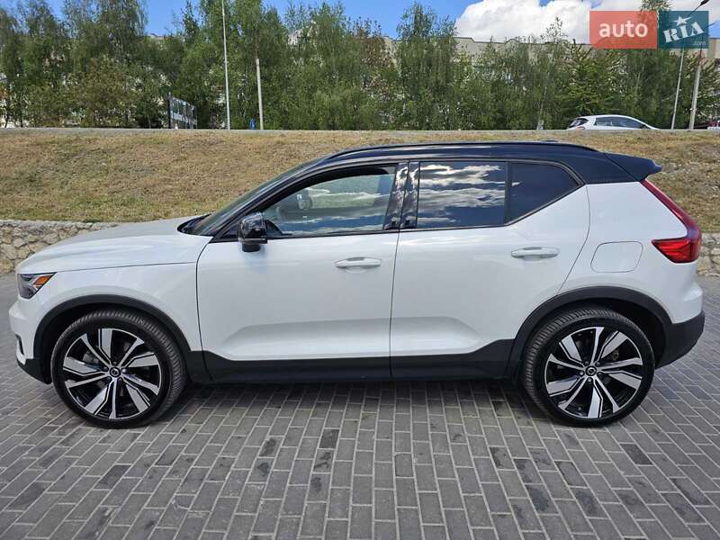 Внедорожник / Кроссовер Volvo XC40 2021 в Тернополе