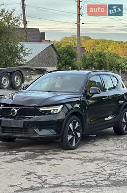 Позашляховик / Кросовер Volvo XC40 2023 в Рівному
