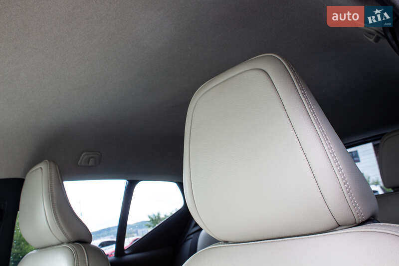 Позашляховик / Кросовер Volvo XC40 2020 в Львові