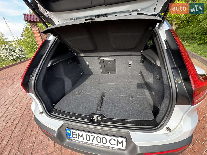 Внедорожник / Кроссовер Volvo XC40 2019 в Сумах