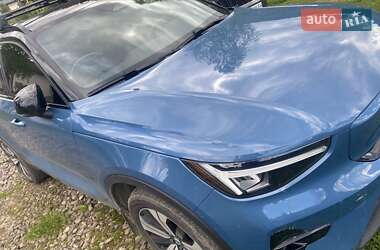 Внедорожник / Кроссовер Volvo XC40 2022 в Бориславе