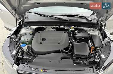 Внедорожник / Кроссовер Volvo XC40 2023 в 