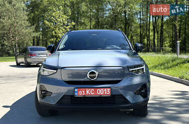Внедорожник / Кроссовер Volvo XC40 2023 в 