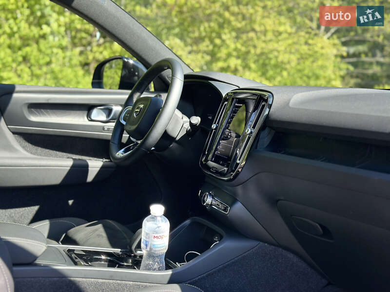 Позашляховик / Кросовер Volvo XC40 2023 в Ковелі