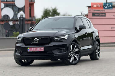 Позашляховик / Кросовер Volvo XC40 2020 в 