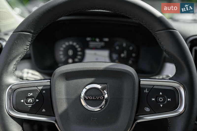Внедорожник / Кроссовер Volvo XC40 2020 в Львове фото 28 Внедорожник / Кроссовер Volvo XC40 2020 в Львове