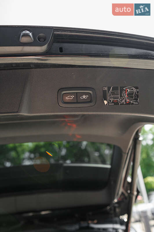 Внедорожник / Кроссовер Volvo XC40 2020 в Львове фото 37 Внедорожник / Кроссовер Volvo XC40 2020 в Львове