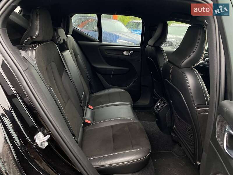 Позашляховик / Кросовер Volvo XC40 2020 в Львові