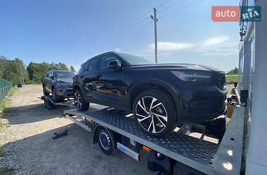 Внедорожник / Кроссовер Volvo XC40 2020 в Львове