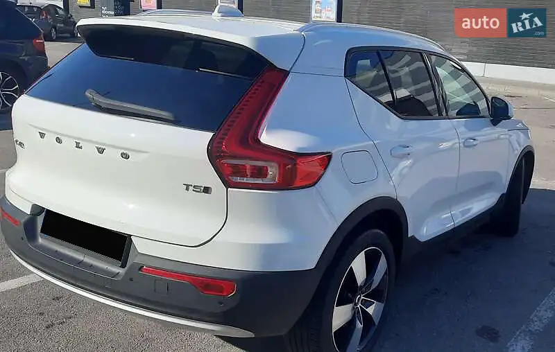 Volvo XC40 2019 VIN YV4162UK3L2174337 фото оголошення 6 з 59